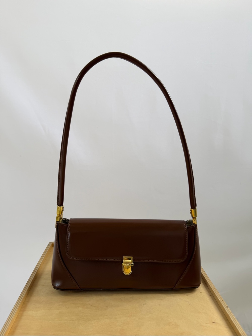 Classic Brown Leather Shoulder Bag